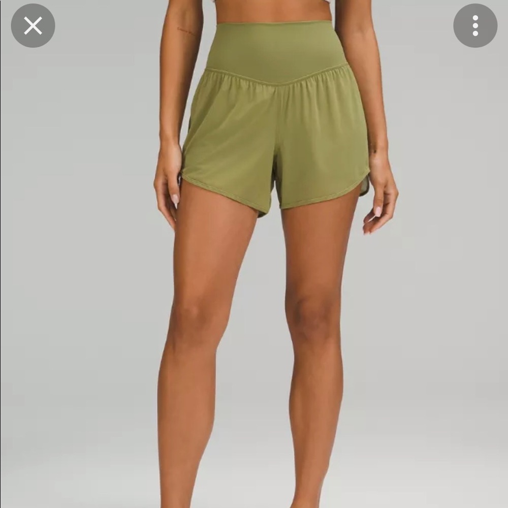 Nulu and Mesh 3.5 inch HR shorts - Green Size 6 NWT